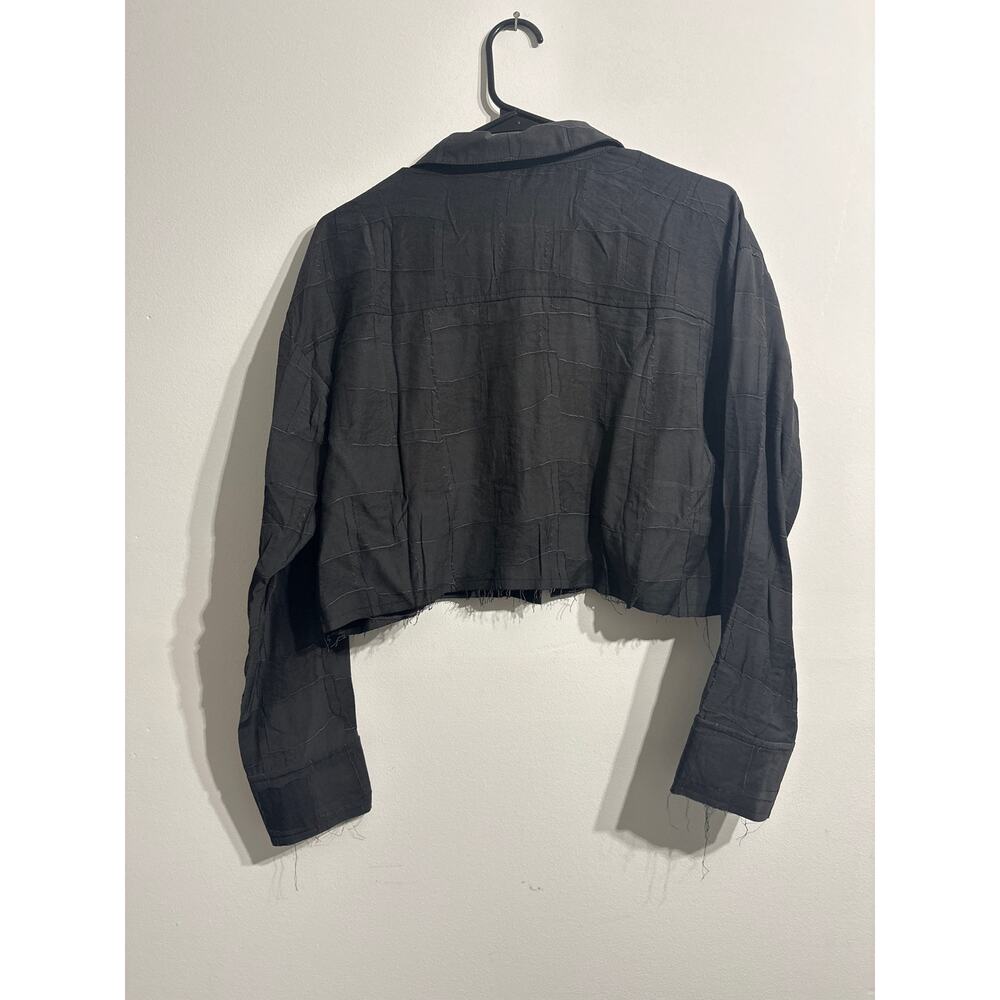 Cropped Button down - Picture 3 of 3